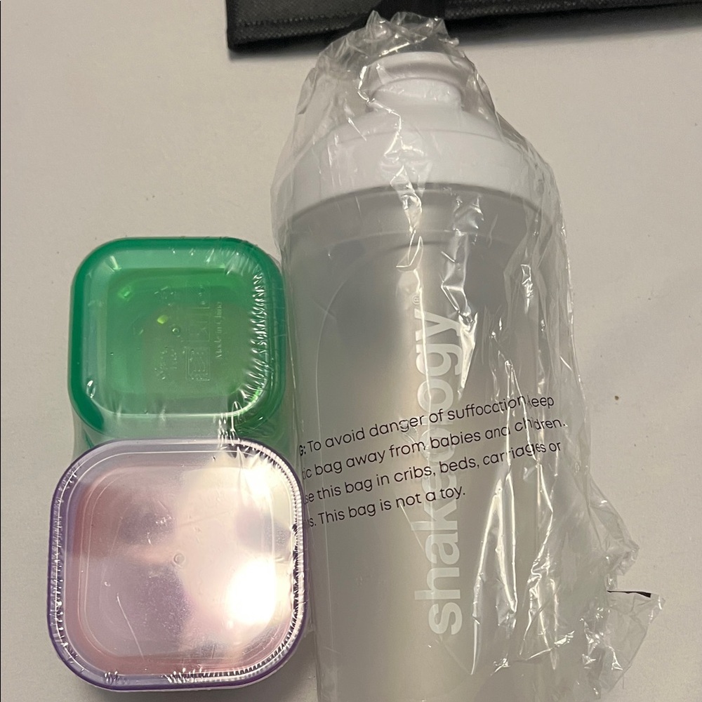 Beachbody Portion Control Containers and Shaker